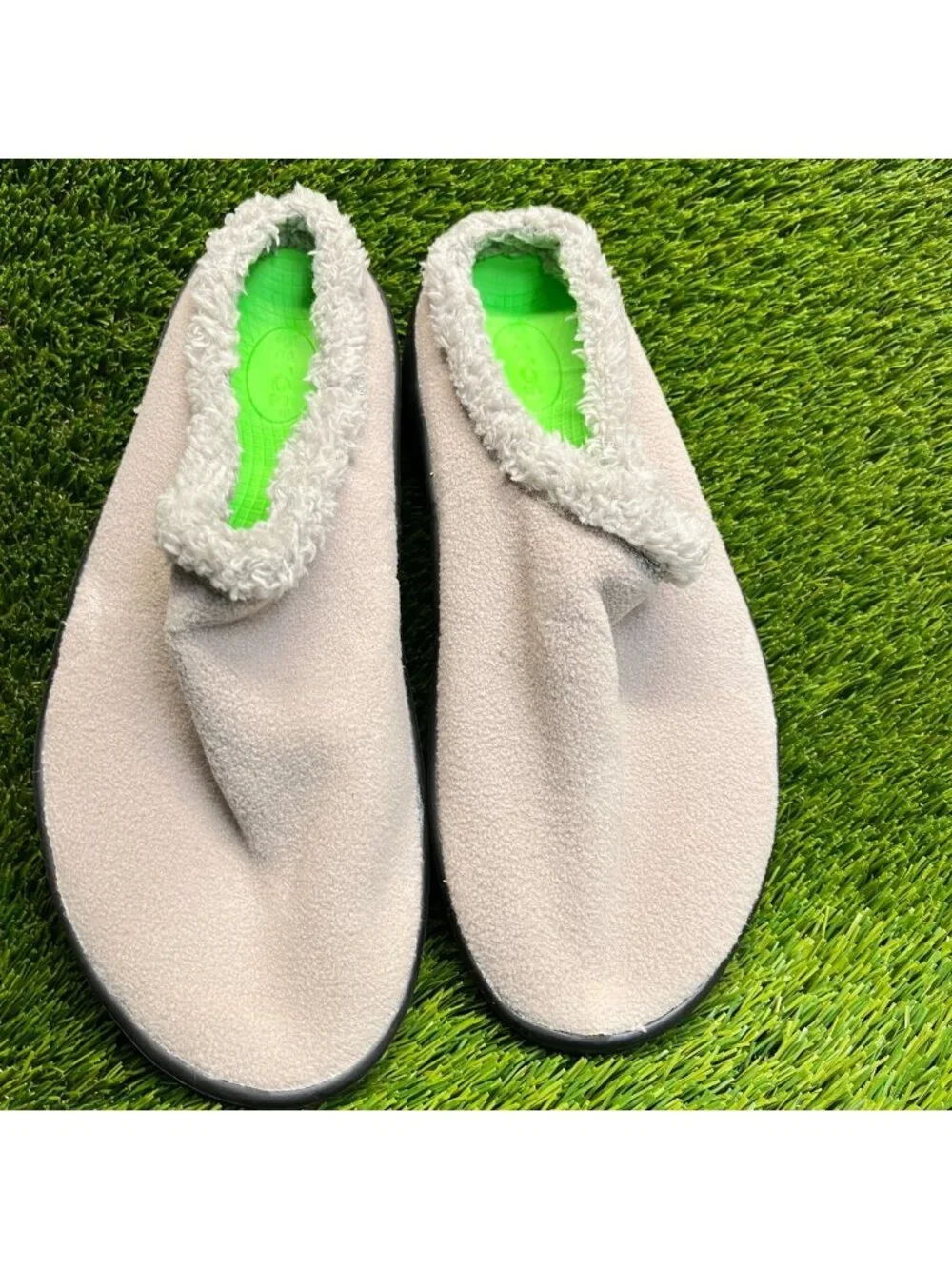 OOFOS OOcoozie Mens Size 10 Beige Black Casual Slip On Recovery Mules Shoes
